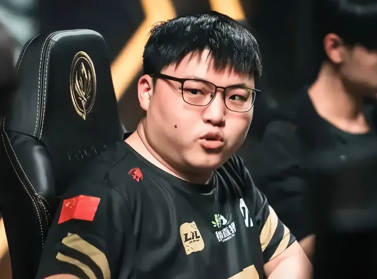 江南体育-包含TheShy在拜仁比赛中夺冠，重要助攻引发热议！上演精彩一战的词条